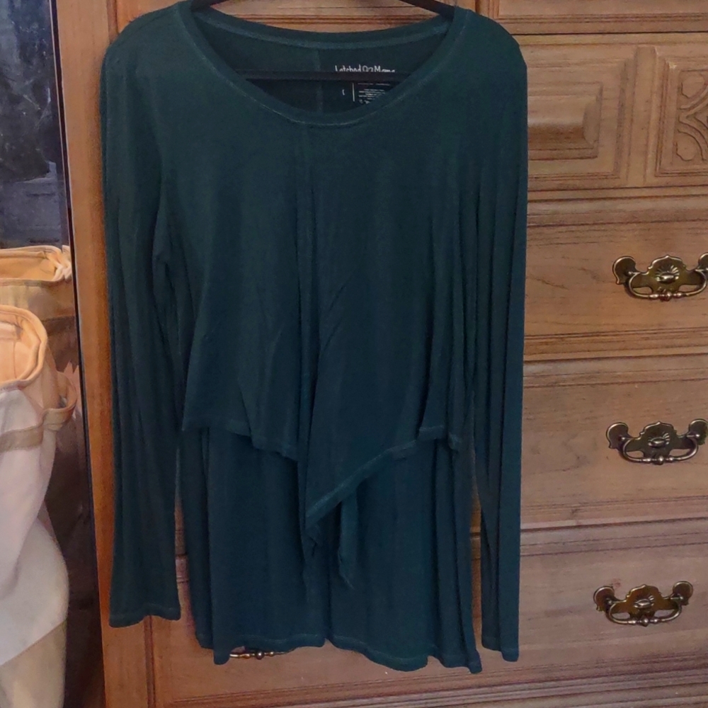 Latched Mama Knot Front Nursing Tee